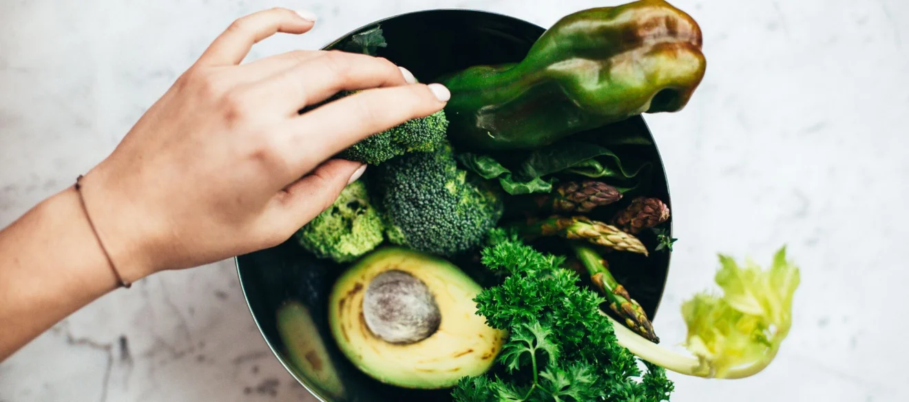 wegańskie potrawy w kuchni