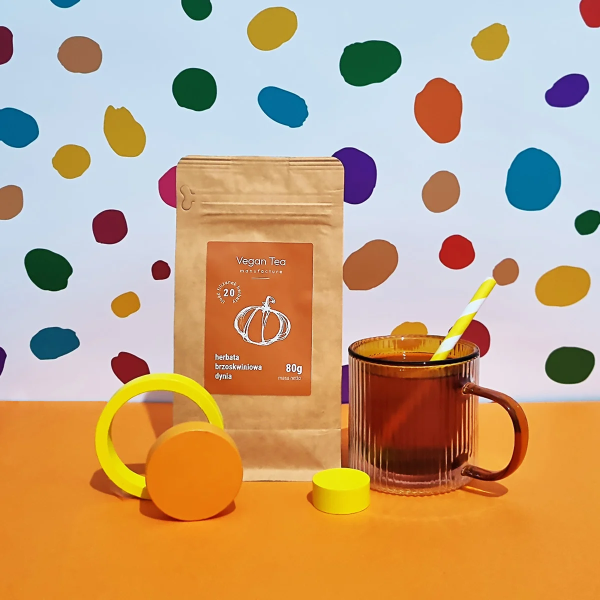 herbata dyniowa vegan tea z kubkiem